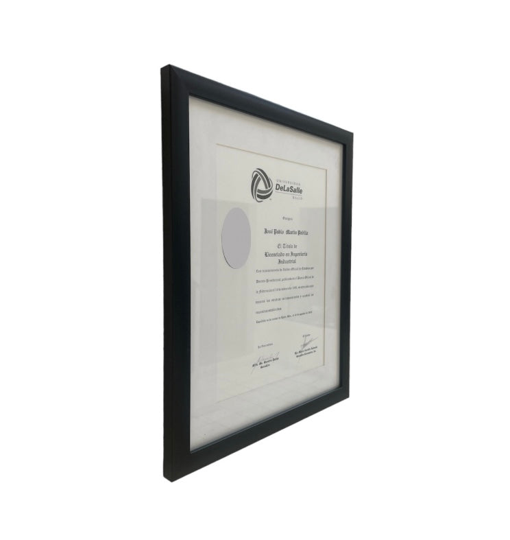 Marco Para Título Profesional Con Marialuisa